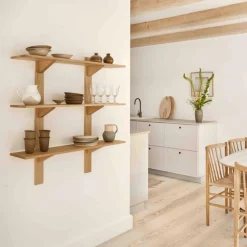 Laura Bilde B100 Sorø - Hylde - Eg - 100 x 100- Hylder