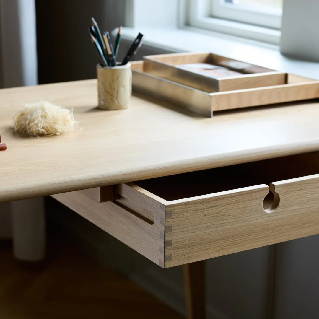 Foersom & Hiort-Lorenzen C67 Butler - Skrivebord - Eg - Lille- Skriveborde