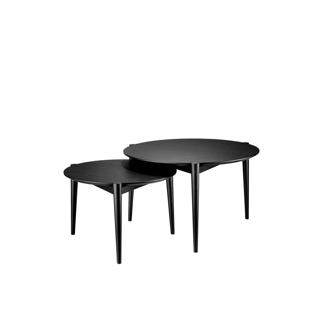 Stine Lundgaard Weigelt D102 Søs - Sofabord - Eg - Jet Black - Ø70- Sofaborde