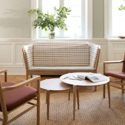 Erik Ole Jørgensen J148 - 2 pers. sofa - Eg - Red (14)- 2 Personers Sofa